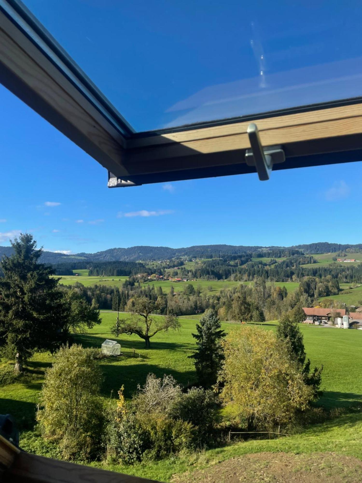 Allgaeu Cottage - Traumhafter Blick In Die Schweizer Berge Weiler-Simmerberg Exterior foto